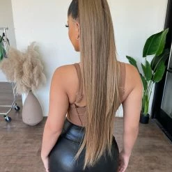 Hera Collection Carol Top(Brown) Tops