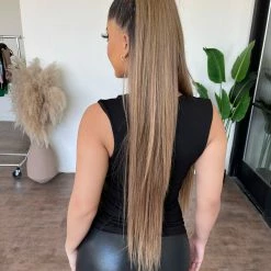 Final Touch Tops Lola V-Neck Top (Black)