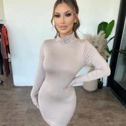 Tresser Jewel Turtle Neck Long Sleeve Dress(Stone)