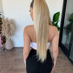 ANWND Genesis Halter Top(White)Final Sale