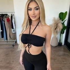 ANWND Blaire Halter Top(Black) Tops