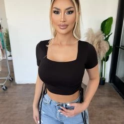 Tic Toc Tracey Short Sleeve Top(Black) Tops