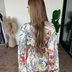 Cameo Tops Feebee Floral Print Set(White) Final Sale