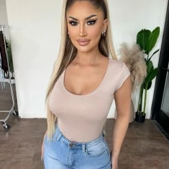 Wasabi + Mint Jamie Short Sleeve Bodysuit(Light Taupe)