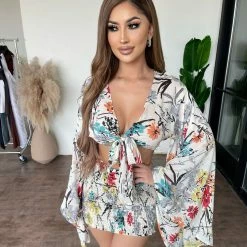 Cameo Tops Feebee Floral Print Set(White) Final Sale