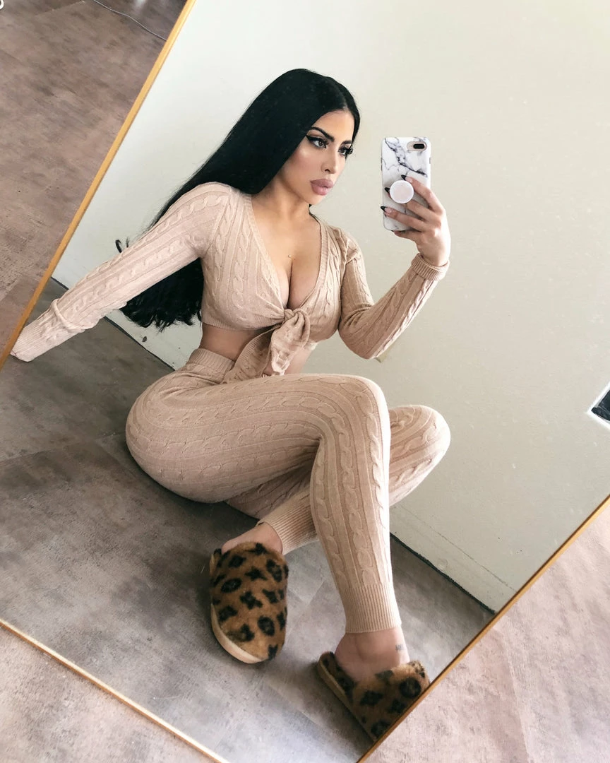 36.5 Tops Eliza Long Sleeve Set(Khaki) 2 36.5 Tops Eliza Long Sleeve Set(Khaki)