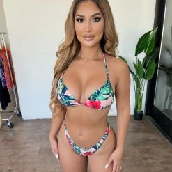 Stylish Swimmers Tops Marie Two Piece Set(Pink/Green)