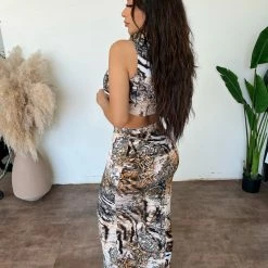 Votique Esmeralda Skirt Set(Brown) Tops