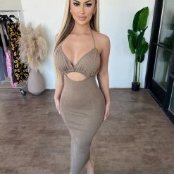 Mable Kalani Halter Dress(Mocha)