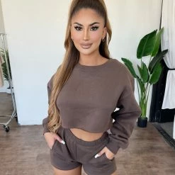 Tic Toc Adela Cropped Sweater(Dark Brown)