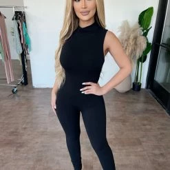 La Luxe Kimberly Reversible Sleeveless Jumpsuit(Black) Tops