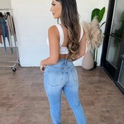 Dogma Bottoms Meech High Rise Mom Jeans(Medium)