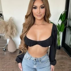 Emory Park Tops Lealie Cropped Top (Black)