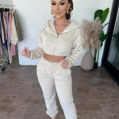 Bijou Yolanda Waffle Fluffy Zipper Set(Cream)