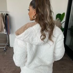 Love Tree Izabella Fluffy Reversible Coat(Ivory/Taupe)