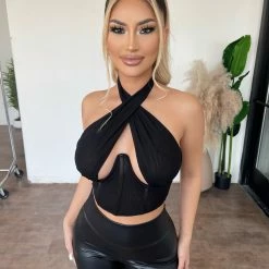 Hera Collection Chelsey Halter Top(Black) Tops