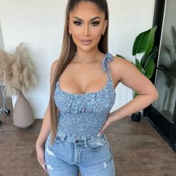 Audrey 3+1 Camila Cropped Top(Blue Floral) Tops