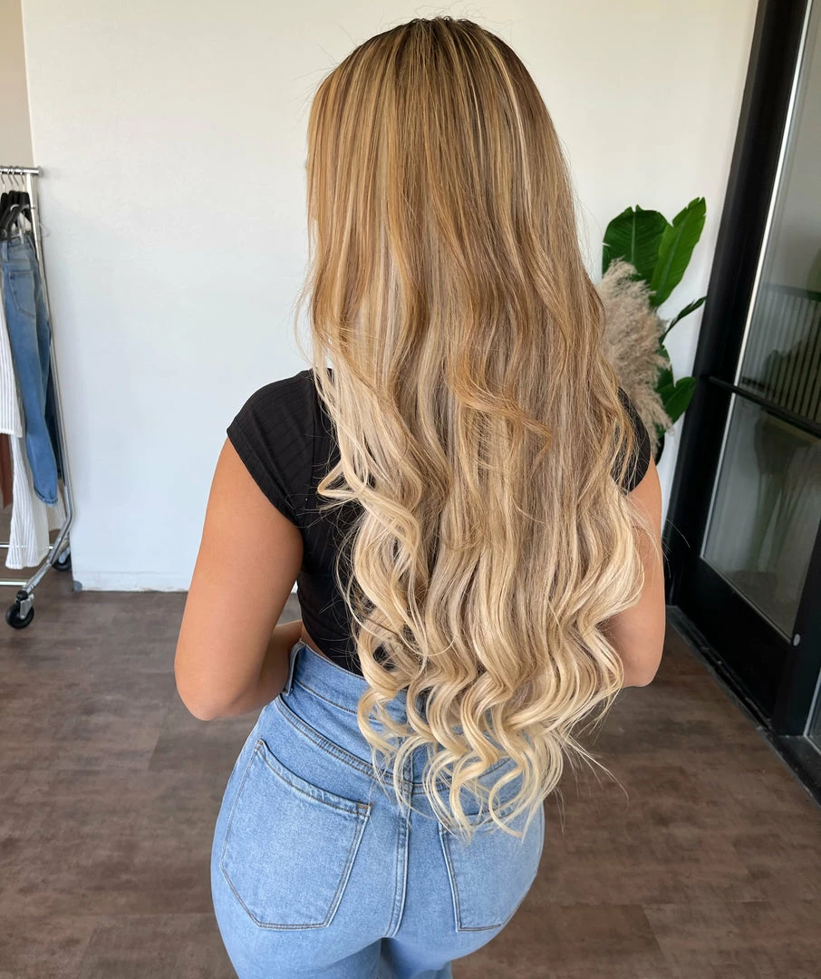 CEFIAN Reese Short Sleeve V-Neck Top(Black) 2 CEFIAN Reese Short Sleeve V-Neck Top(Black)